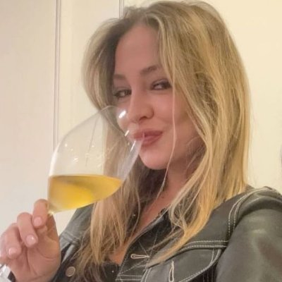 ivy 𝜗ৎ's profile picture