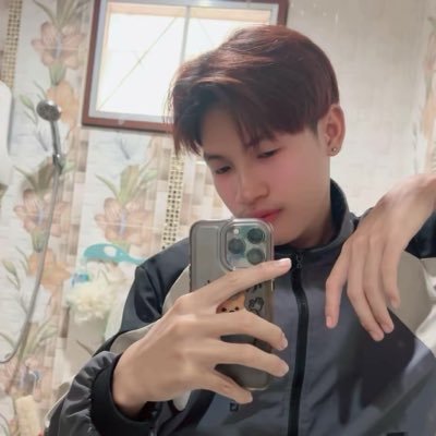 weeraphat1121's profile picture