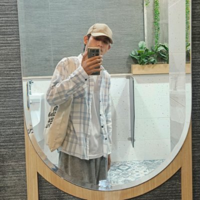 onceteuwaiseu's profile picture