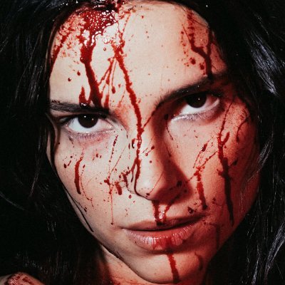 loveslavera's profile picture