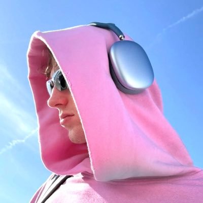 ⲧⲁⲉ's profile picture