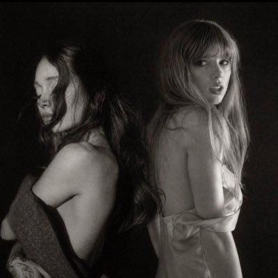 nikmoonlightbae's profile picture