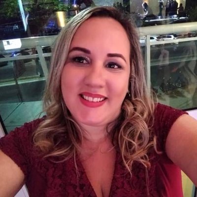 TatianeFeitos's profile picture