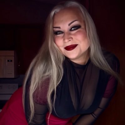 Alice_from_Wonderland's profile picture