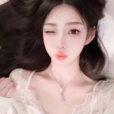 RosaaOff's profile picture