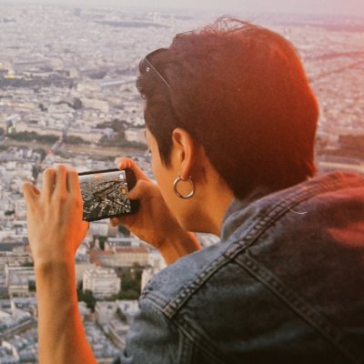 ​golden⭑'s profile picture