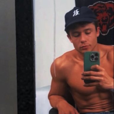 bigkoochiepurr's profile picture