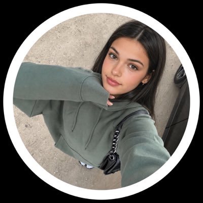 benelyaSelta's profile picture
