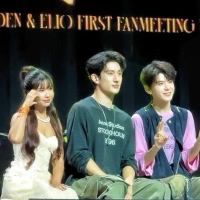 dino11021999's profile picture