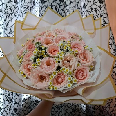 thehonestlie013's profile picture