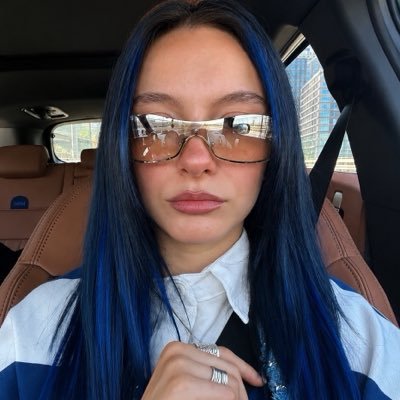 merzey🫐's profile picture