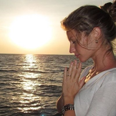 anumunana's profile picture