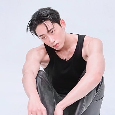 w_est_w's profile picture