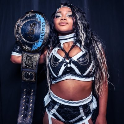 maya world's profile picture