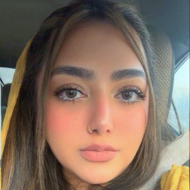 aynaa_s's profile picture
