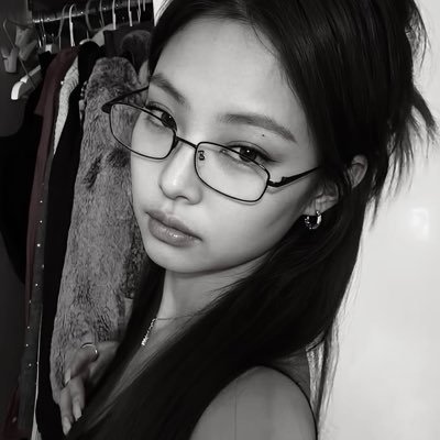 zxzxlunaaa's profile picture