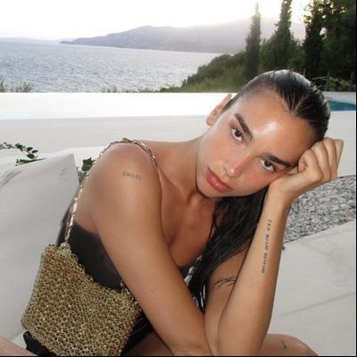 rozykae's profile picture