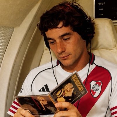 becosenn's profile picture