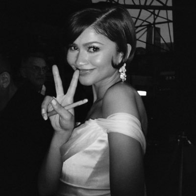 h ꕤ ˚࿔'s profile picture