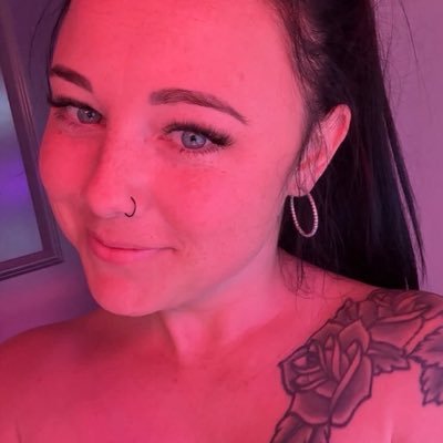 Reneewhitej1q's profile picture