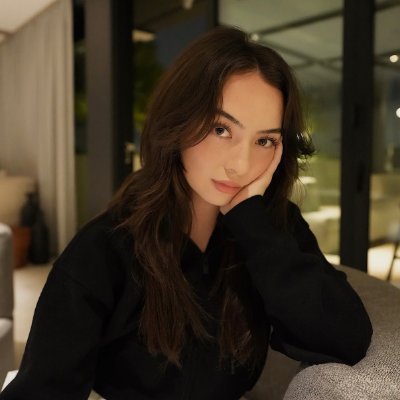SakuzasUpdates's profile picture