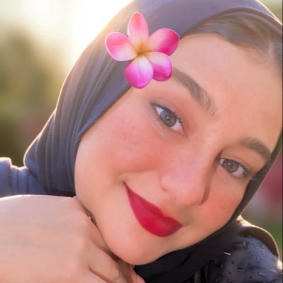 UrFavKawthar's profile picture
