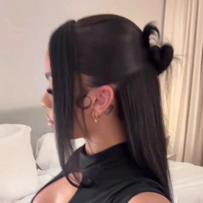 S3xyyliar's profile picture