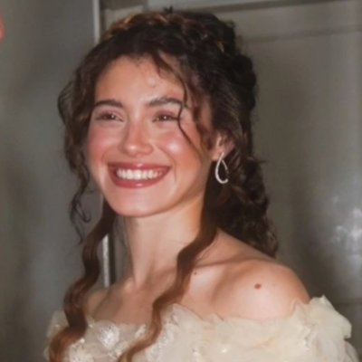 loryarianator's profile picture