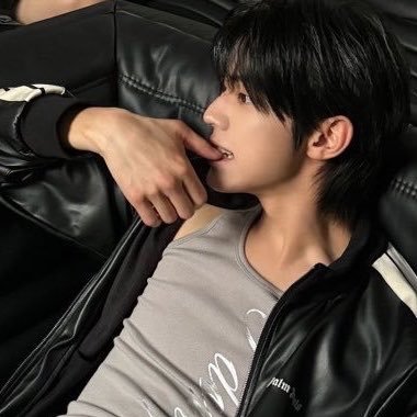 도룽's profile picture