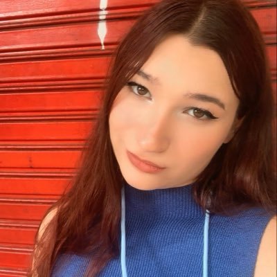 Cora's profile picture