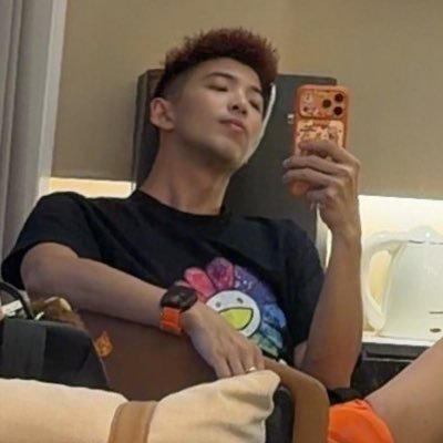 lywz1h19's profile picture