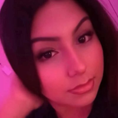💕🌙's profile picture