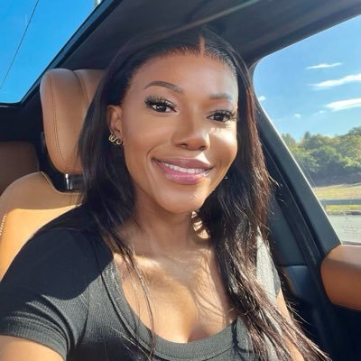 Financial Bunny's profile picture