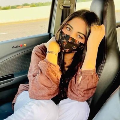 Zarish iman's profile picture