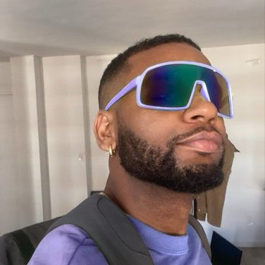 julianpatrickR's profile picture