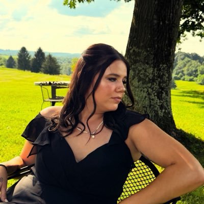 ✨toni✨🍯🍢's profile picture