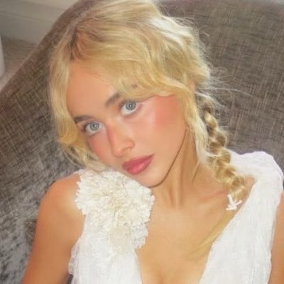 liietogirls's profile picture