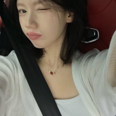 Poppy damdang's profile picture