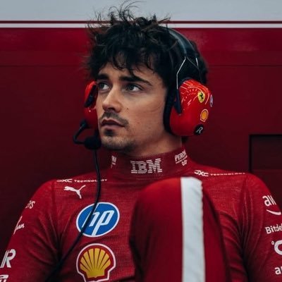 JL SHIRA's profile picture
