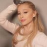 kay (:'s profile picture
