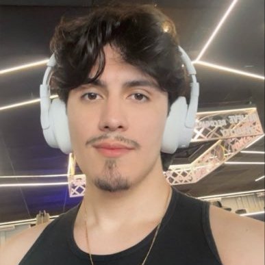 henric ✩'s profile picture