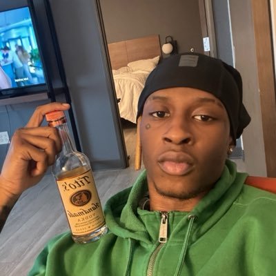 cjstaybsn's profile picture
