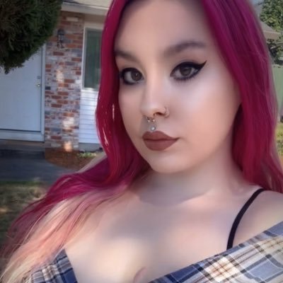 cherryprincessb's profile picture