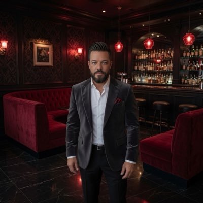 LuckyCharlie's profile picture