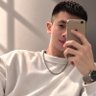 Lee profil fotoğrafı