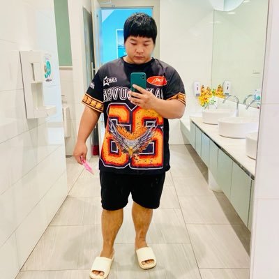 PONG_CONSTANTIN's profile picture