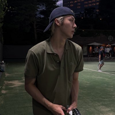 f0urse4sons's profile picture