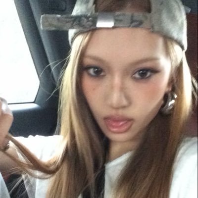 𝜗𝜚's profile picture