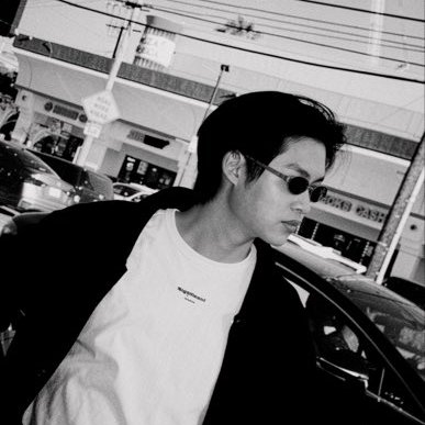 mickmetas's profile picture