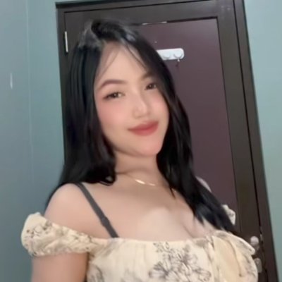 pecinta tobrutt 💦💦's profile picture